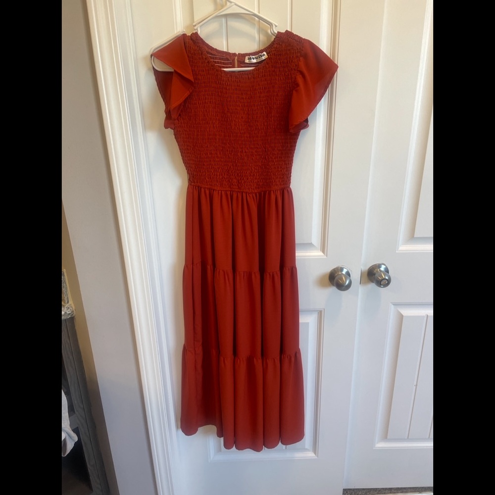 Elegant Burnt Orange Midi Dress